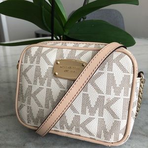 Michael Kors Beige MK Logo Jet Set Crossbody Small